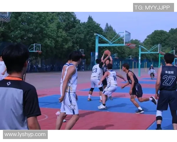 以篮球为纽带探索团队协作与青春激情融合的无限可能