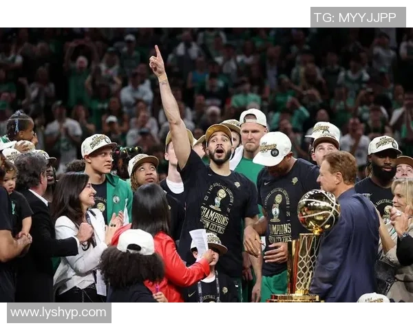 深入解析NBA格局变动与球队未来竞争趋势及新赛季看点全景洞察