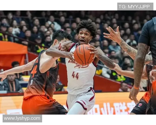 浙江稠州金租强势登场激战对手掀起新赛季篮球巅峰对决