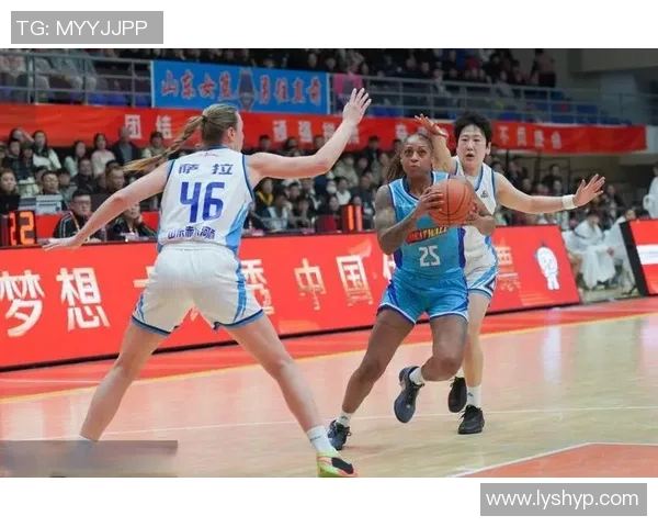 篮球竞技新纪元：探索技术创新与战术演变如何重塑现代篮球比赛